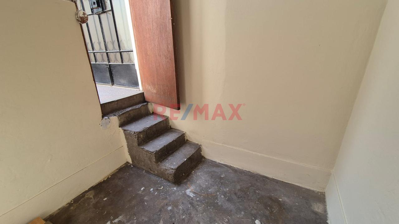 Se Vende Departamento Amplio Con Aires En Último Piso – Jesús María — foto 4