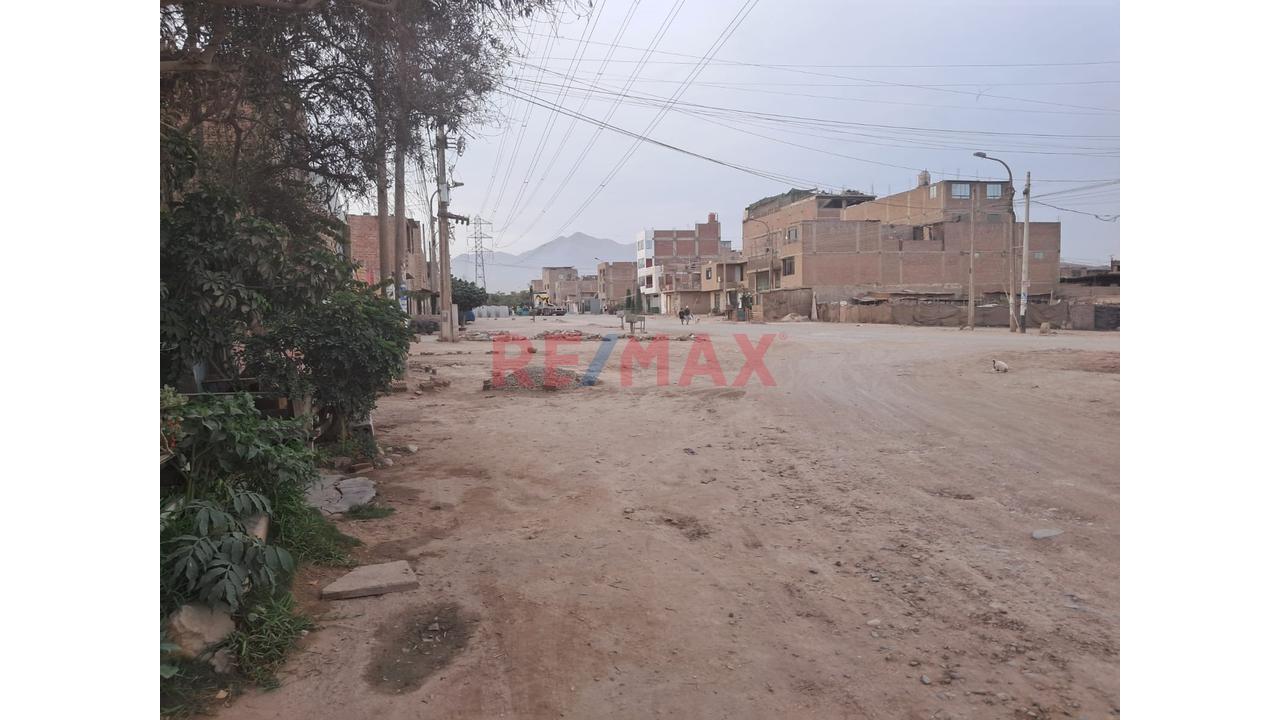 Bajo De Precio - Se Vende Terreno En Puente Piedra - 18