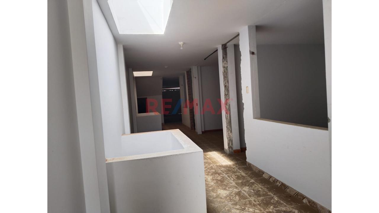 Se Vende Casa De 2 Pisos En Las Lomas De Huanchaco - 7