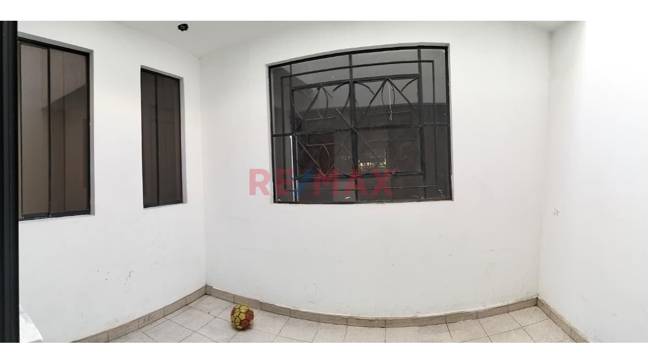 Vendo Departamento En Piso 1 Con Cochera Frente A Parque - El Alamo Callao — foto 3