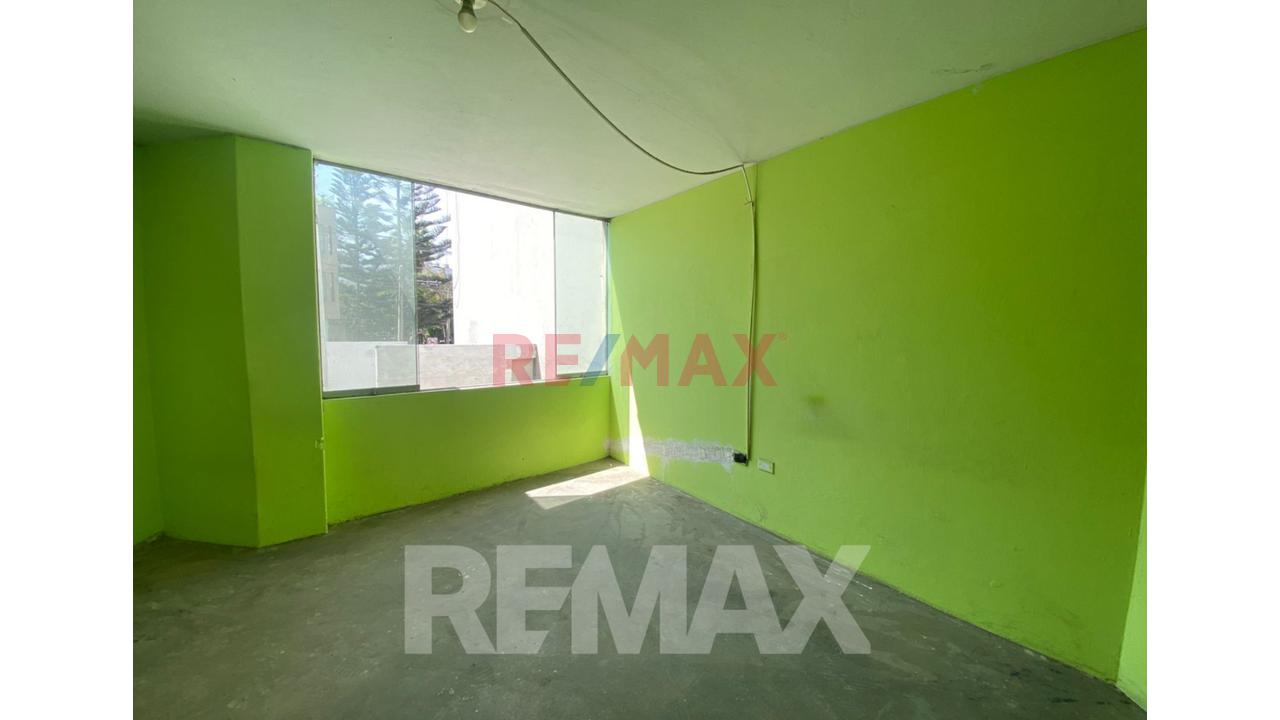 Venta  Surco  – Dos Habitaciones +1 Baño    + Cochera  Como Terreno  + Aires  $115,000  Negociables — foto 9
