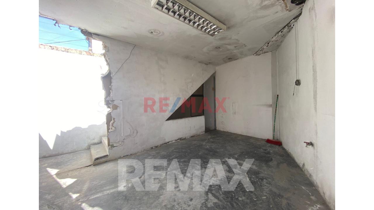 Venta  Surco  – Dos Habitaciones +1 Baño    + Cochera  Como Terreno  + Aires  $115,000  Negociables — foto 13