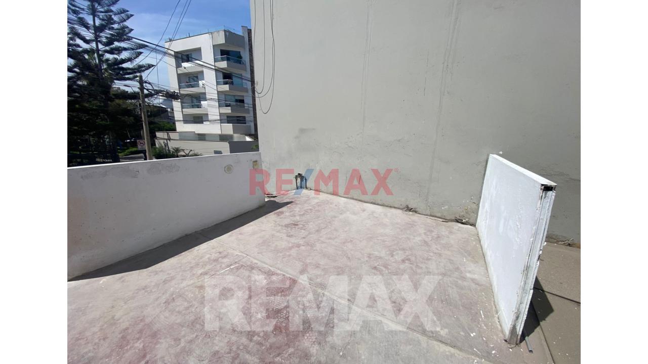 Venta  Surco  – Dos Habitaciones +1 Baño    + Cochera  Como Terreno  + Aires  $115,000  Negociables — foto 10