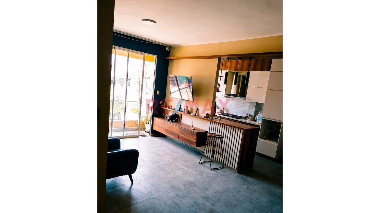 Se Vende Departamento 2 Piso Con Azotea + Aires - 2