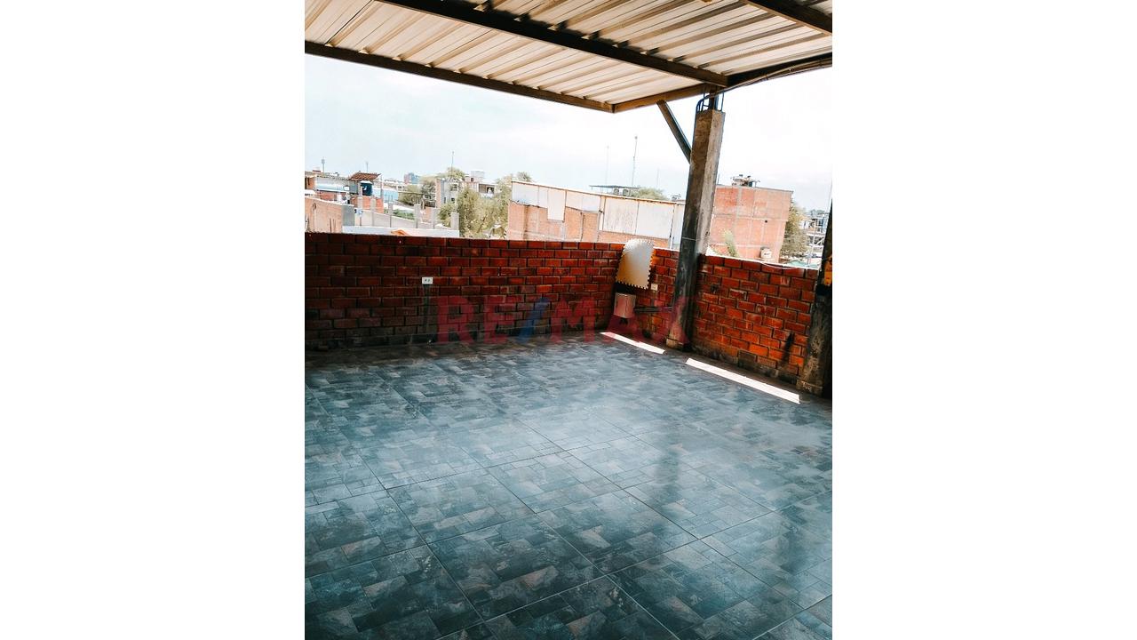Se Vende Departamento 2 Piso Con Azotea + Aires - 16