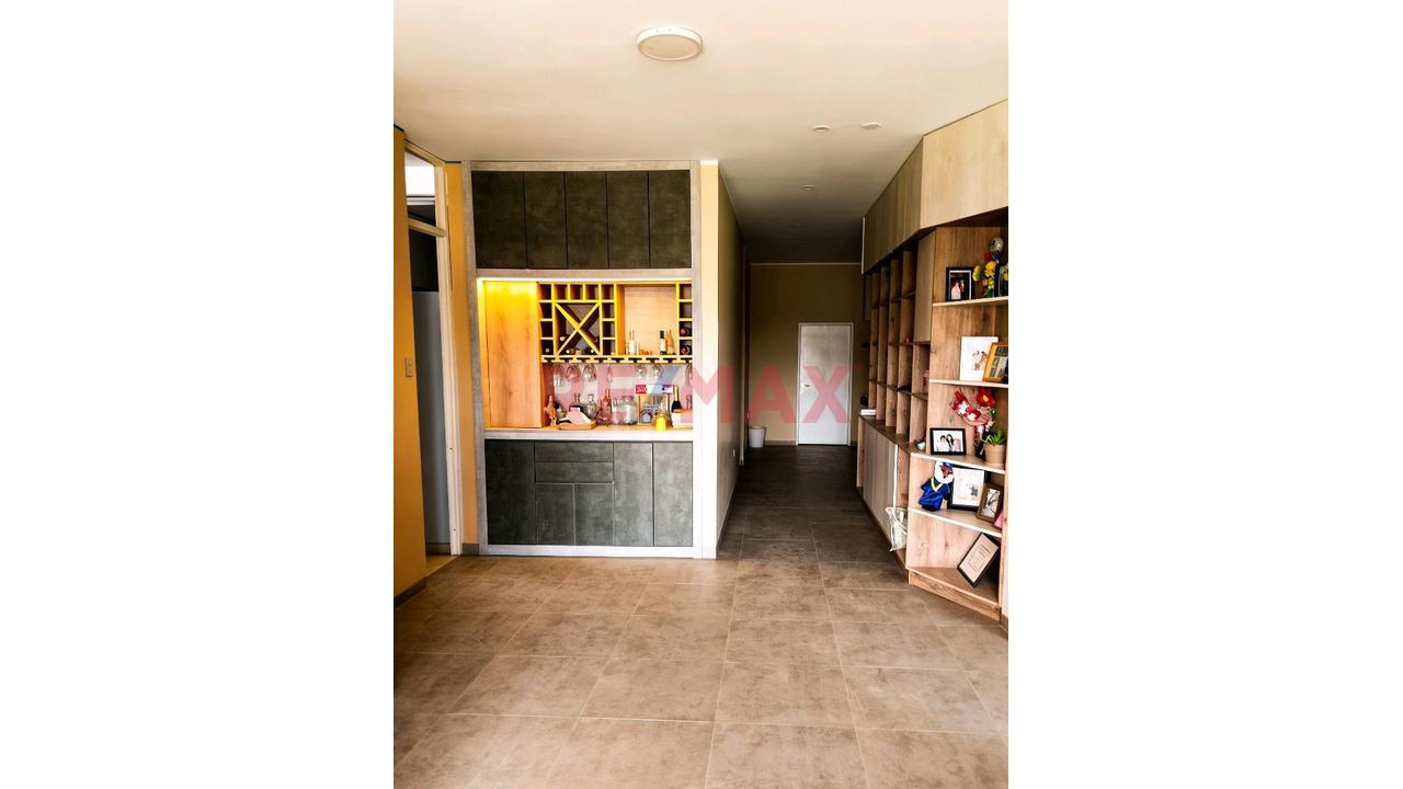 Se Vende Departamento 2 Piso Con Azotea + Aires - 3