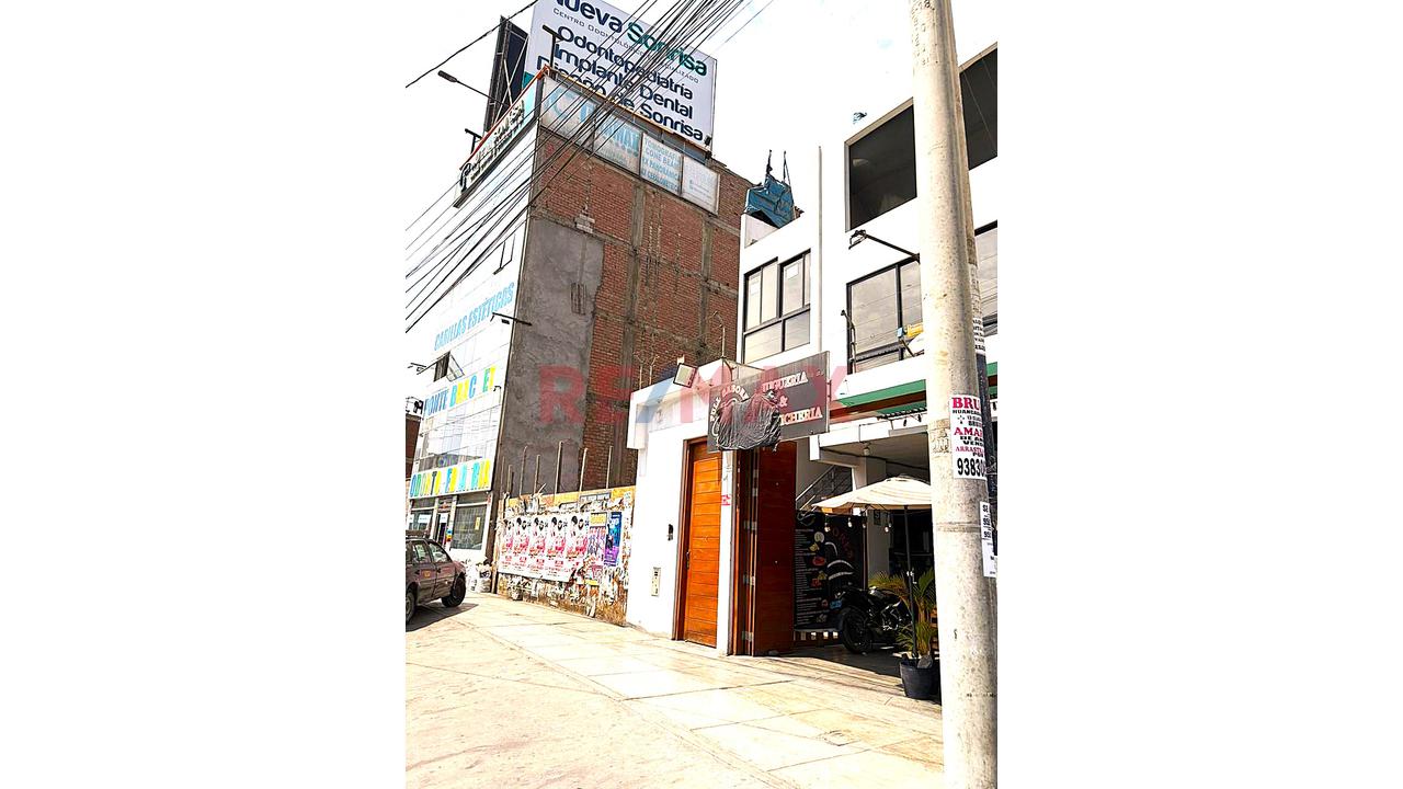 Venta Casa Comercial En Av. Guardia Civil 391.45 M2 Doble Ingreso Chorrillos — foto 9
