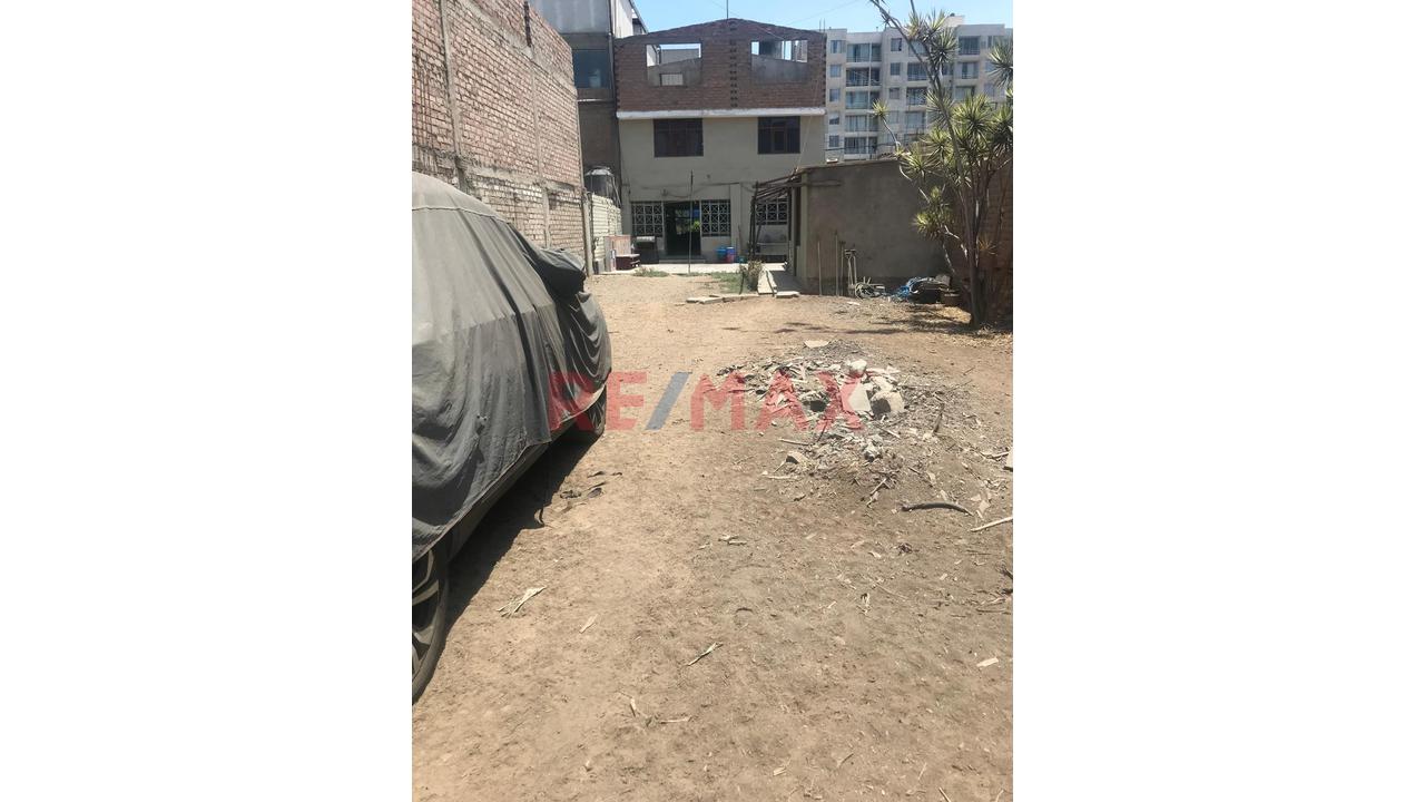 Venta Casa Comercial En Av. Guardia Civil 391.45 M2 Doble Ingreso Chorrillos — foto 6