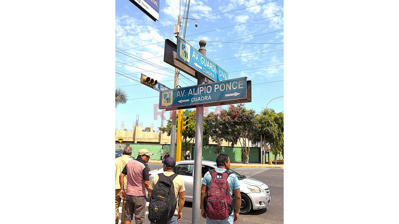 Venta Casa Comercial En Av. Guardia Civil 391.45 M2 Doble Ingreso Chorrillos — foto 15