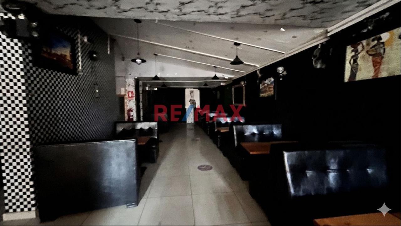 Local Comercial En Venta, Avenida Dolores - 3