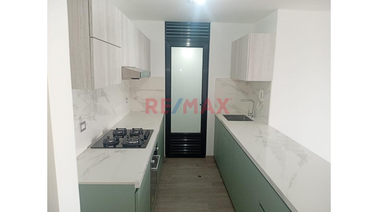 Venta Duplex Frente Al Parque En San Miguel — foto 4
