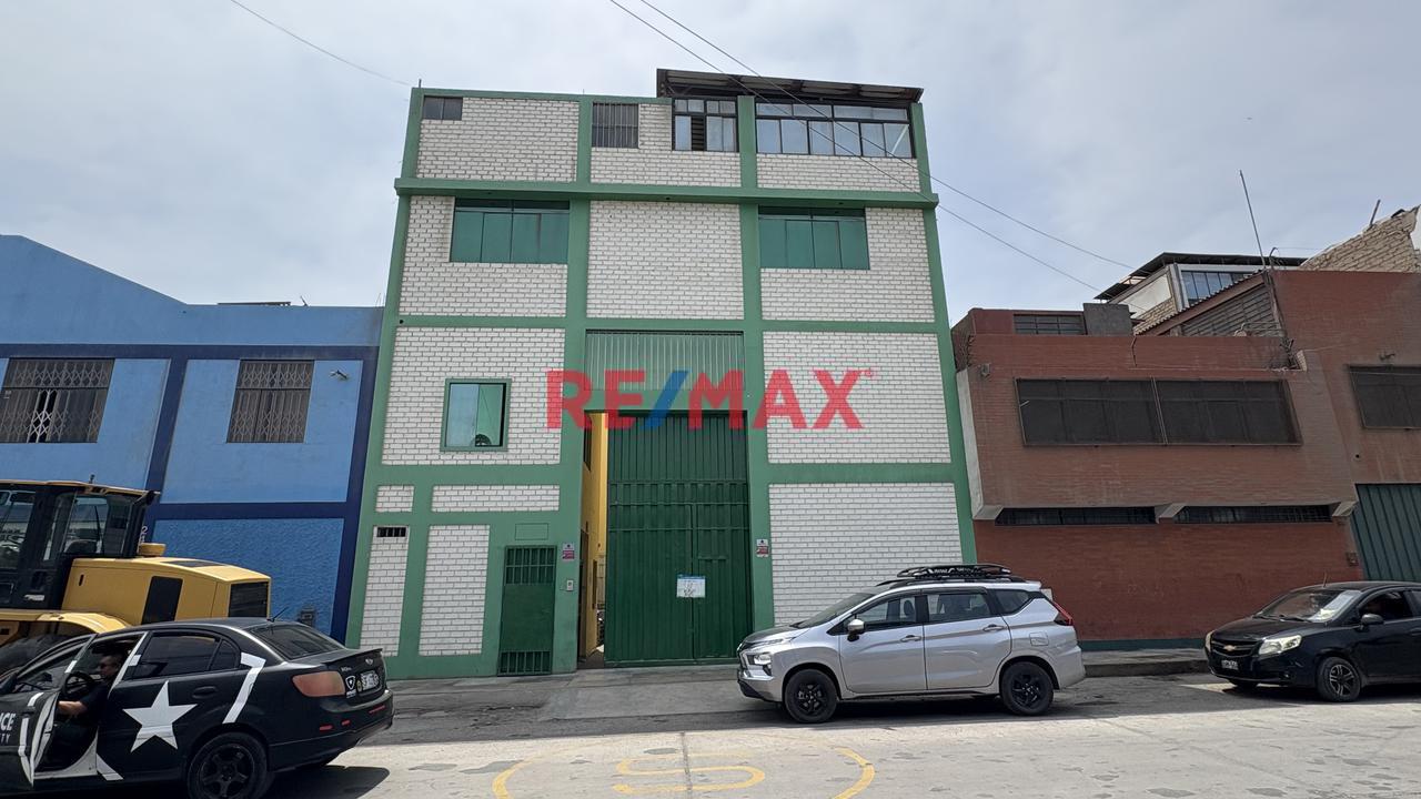 Callao / Local Industrial En Venta