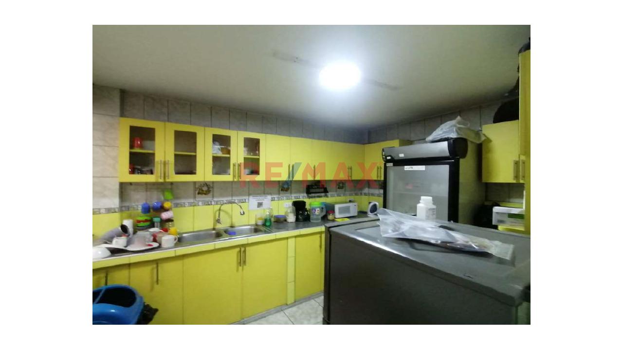 Local En Venta En Plena Av Wiese En San Juan De Lurigancho — foto 10