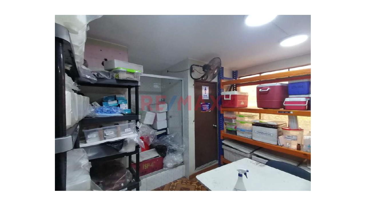 Local En Venta En Plena Av Wiese En San Juan De Lurigancho — foto 13