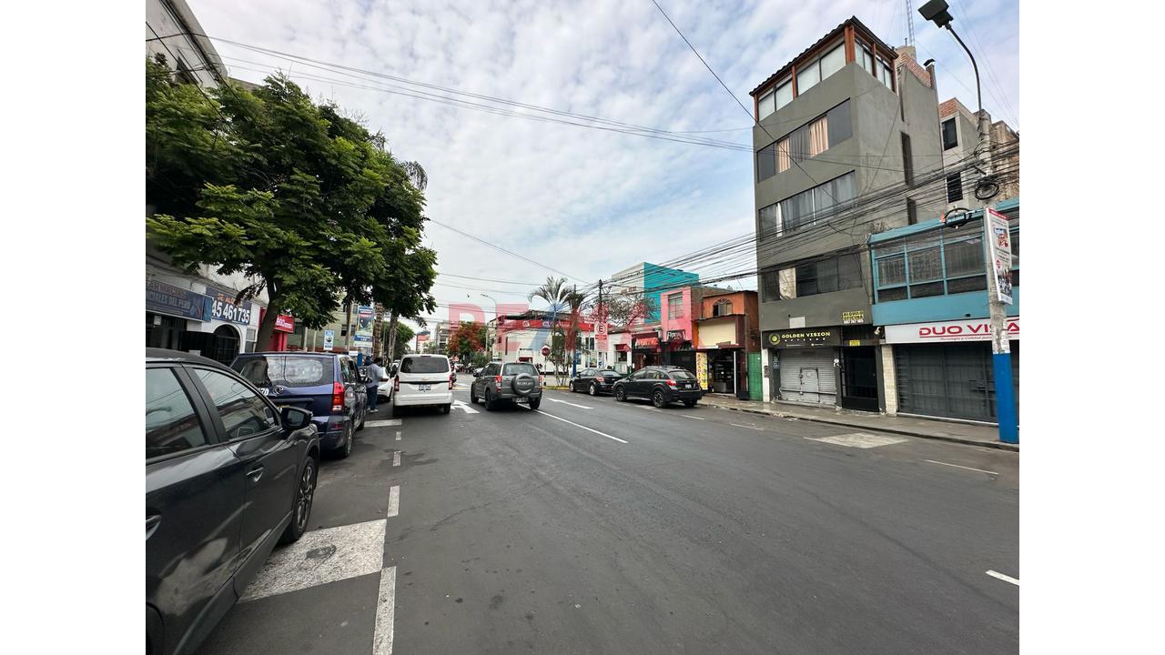 Se Alquila Oficina O Local Comercial En Lince Av. Ignacio Merino – S/ 1,200 - 4