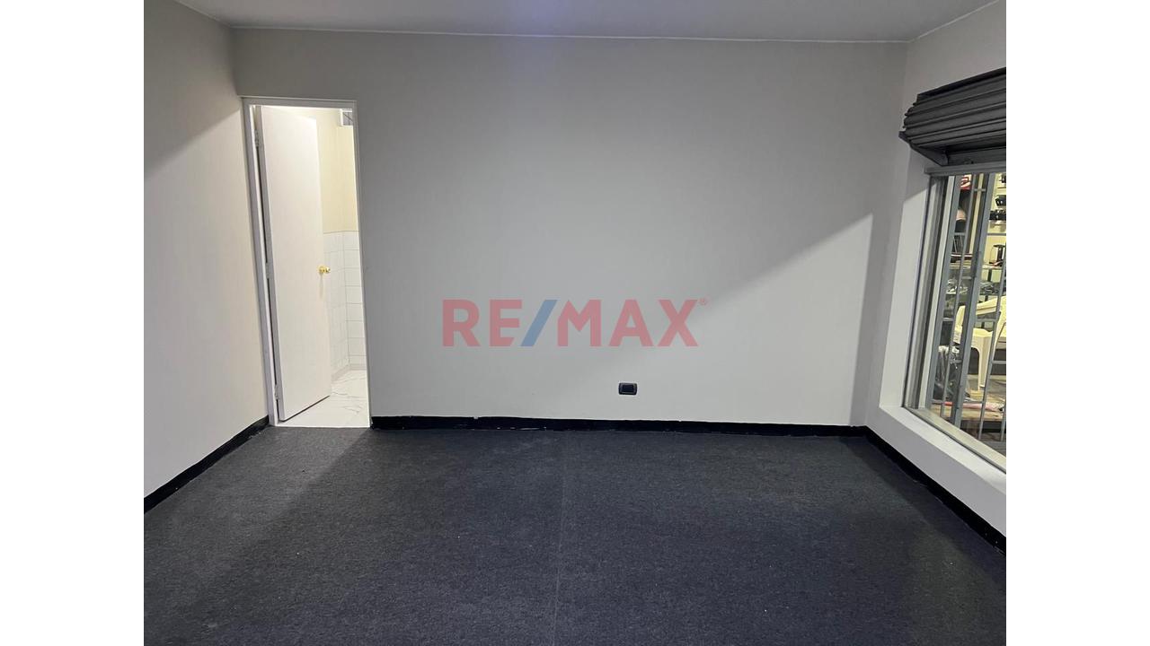 Se Alquila Oficina O Local Comercial En Lince Av. Ignacio Merino – S/ 1,200 - 6