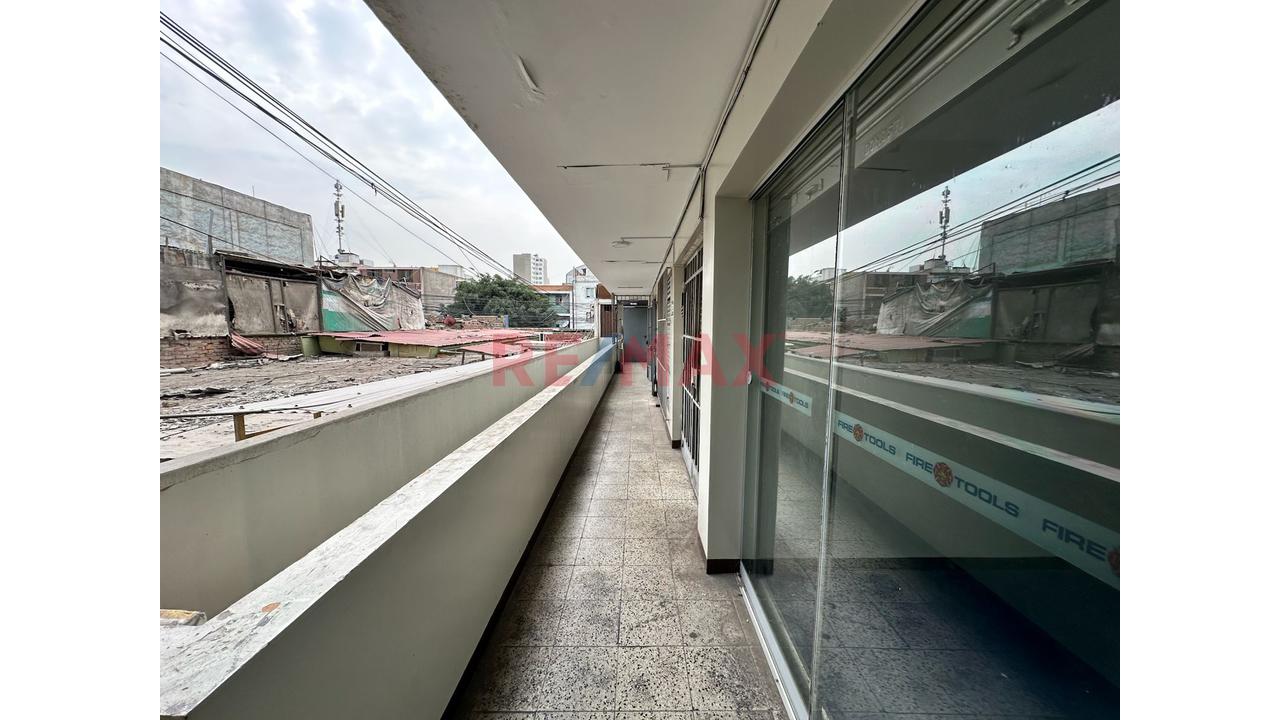 Se Alquila Oficina O Local Comercial En Lince Av. Ignacio Merino – S/ 1,200 - 7