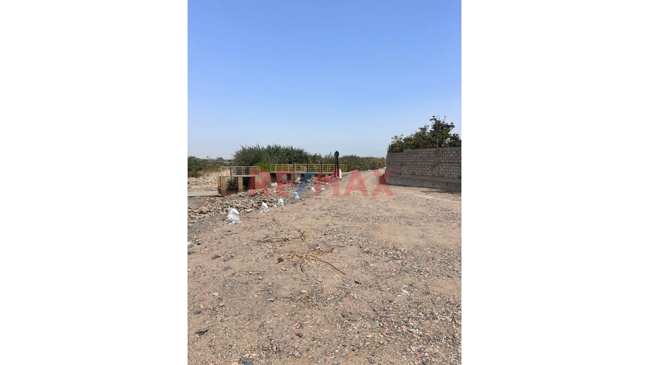 Se Vende Terreno De 10 500 M2 Al Costado De Centro Recreacional Don Isacc - 5