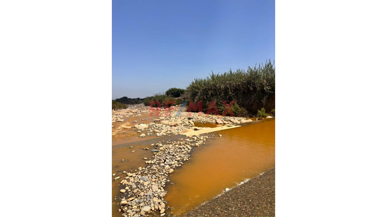 Se Vende Terreno De 10 500 M2 Al Costado De Centro Recreacional Don Isacc - 10