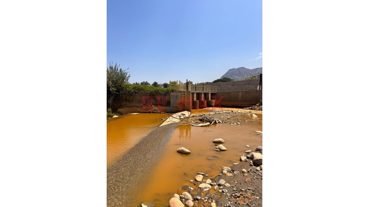 Se Vende Terreno De 10 500 M2 Al Costado De Centro Recreacional Don Isacc - 8