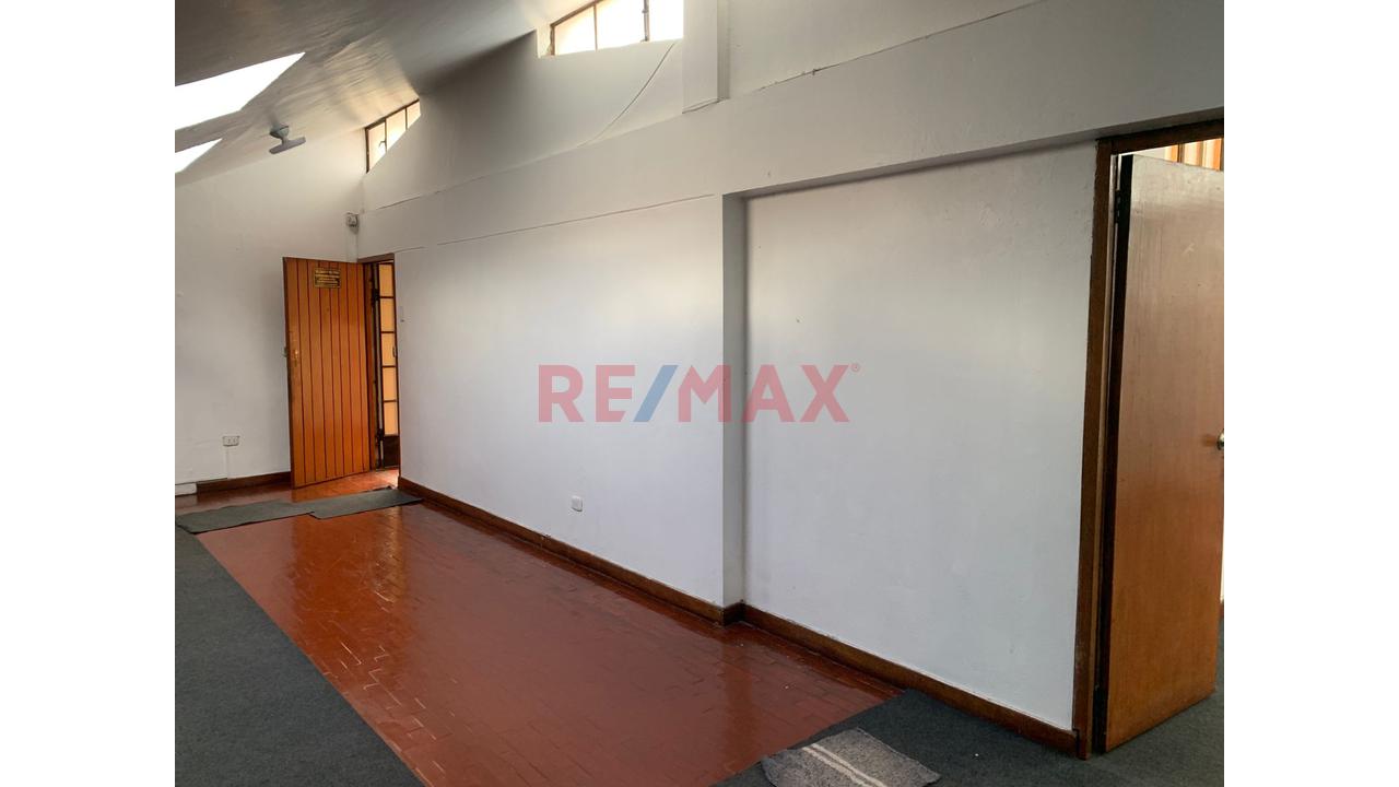 🏢 Oficina En Venta – Av. El Sol, Centro Histórico De Cusco 🏢 - 3