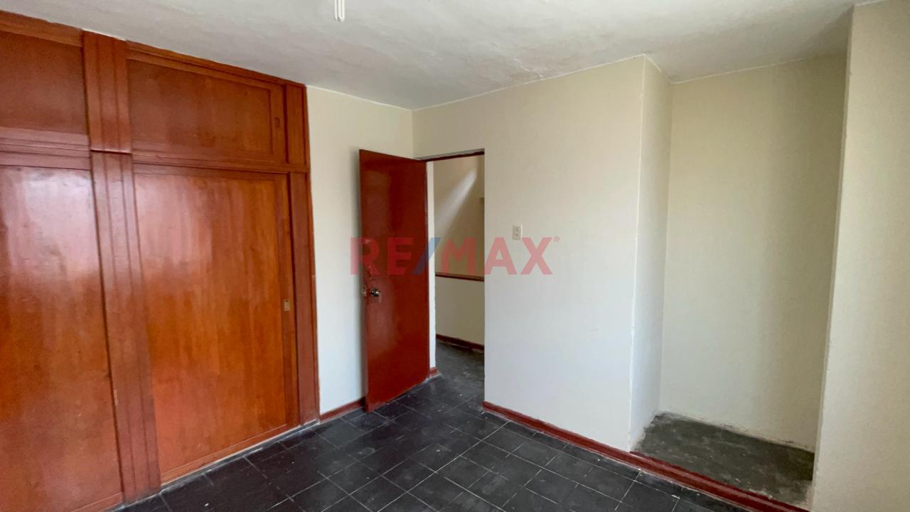 Se Vende Casa De Dos Pisos En Urbanización Idelfonso Coloma Sullana En Pasaje Muy Cerca A Calle José De Lama - 15