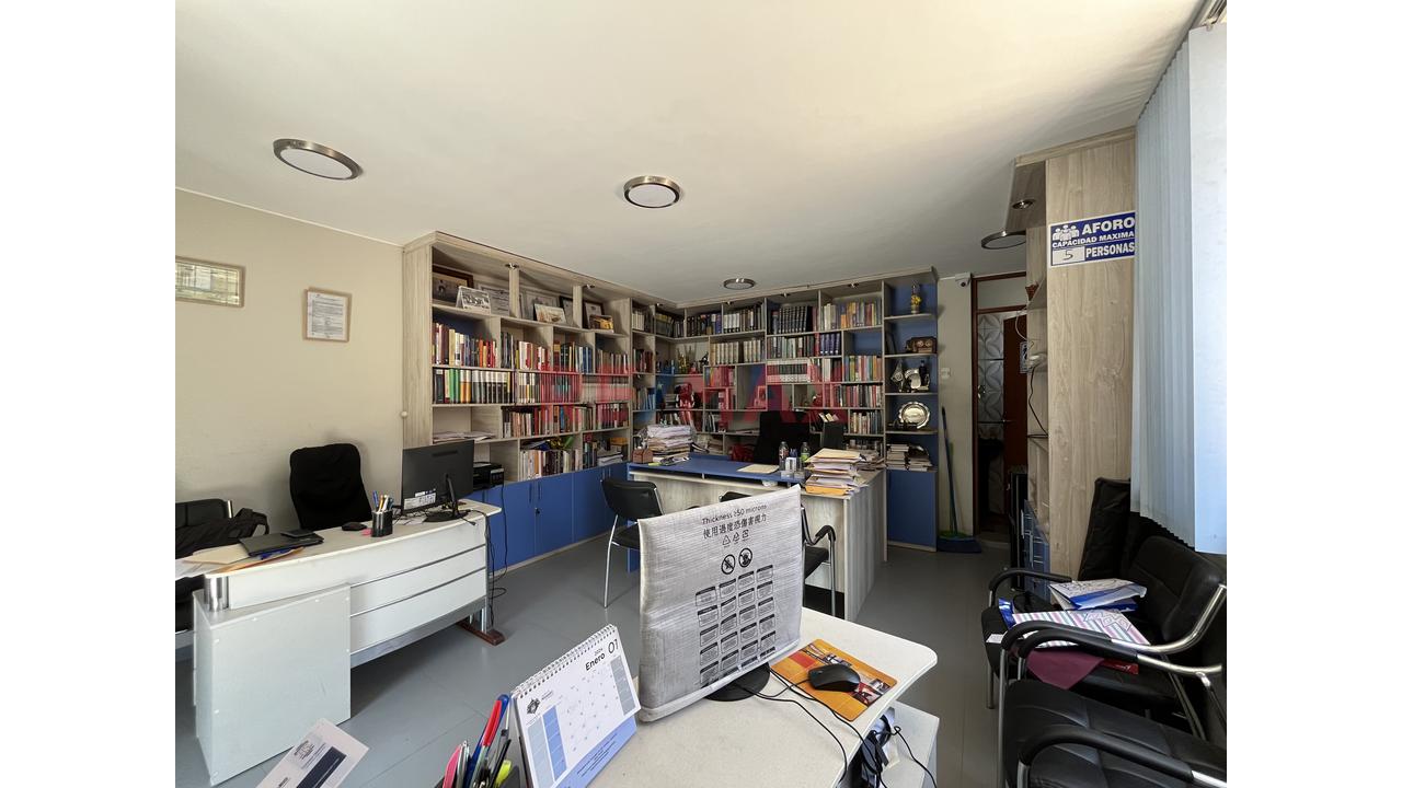 Casa En Venta En Jlbyr - Av. Principal - 4
