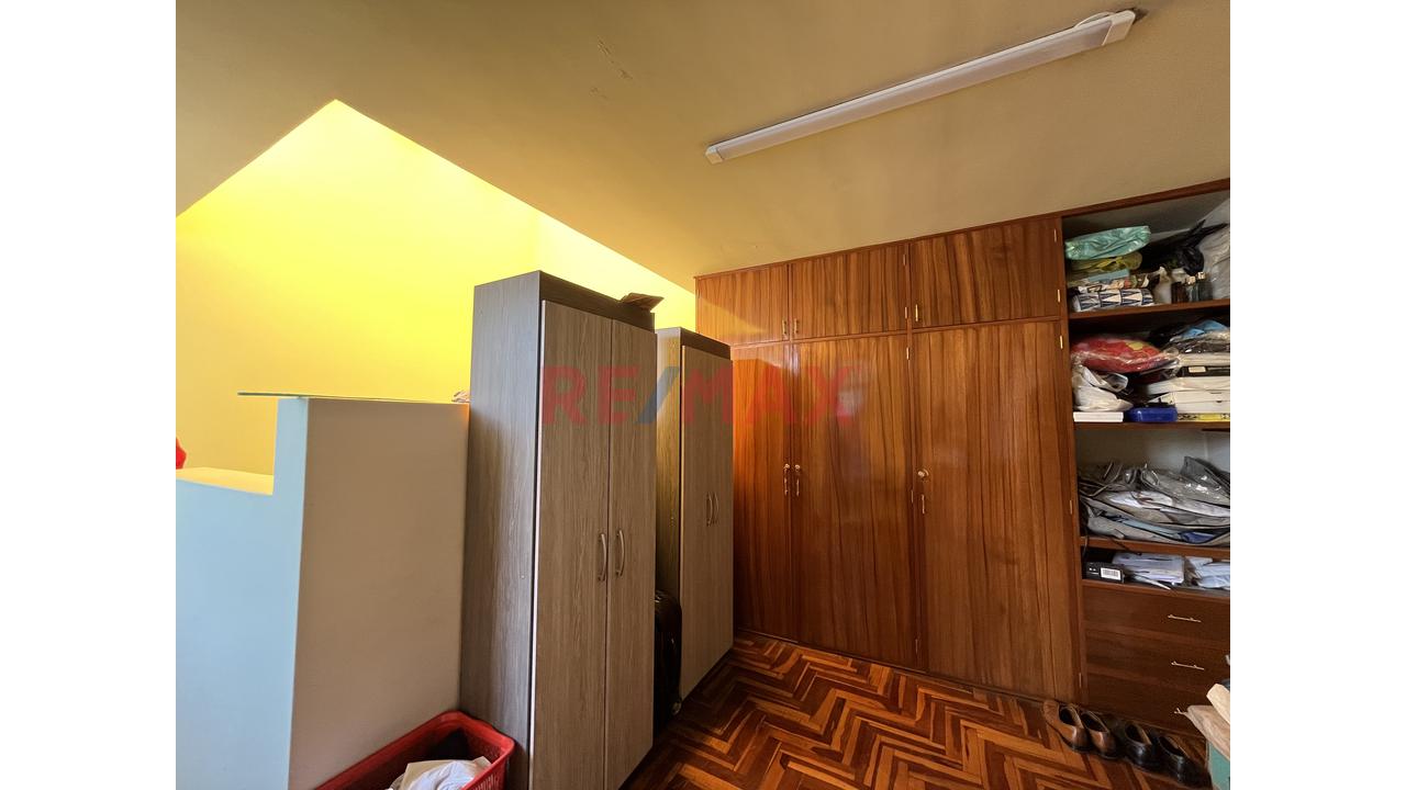 Casa En Venta En Jlbyr - Av. Principal - 13