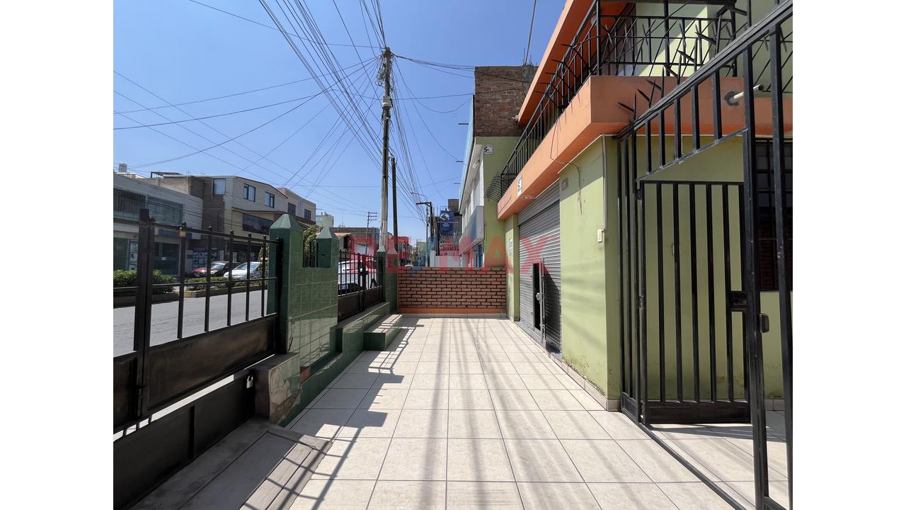 Casa En Venta En Jlbyr - Av. Principal - 2