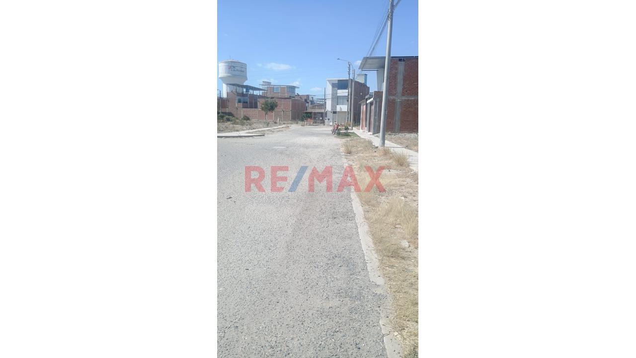 Oportunidad En Piura! Terreno De 90 M2 En Urb. Las Casuarinas Iii Etapa — foto 3