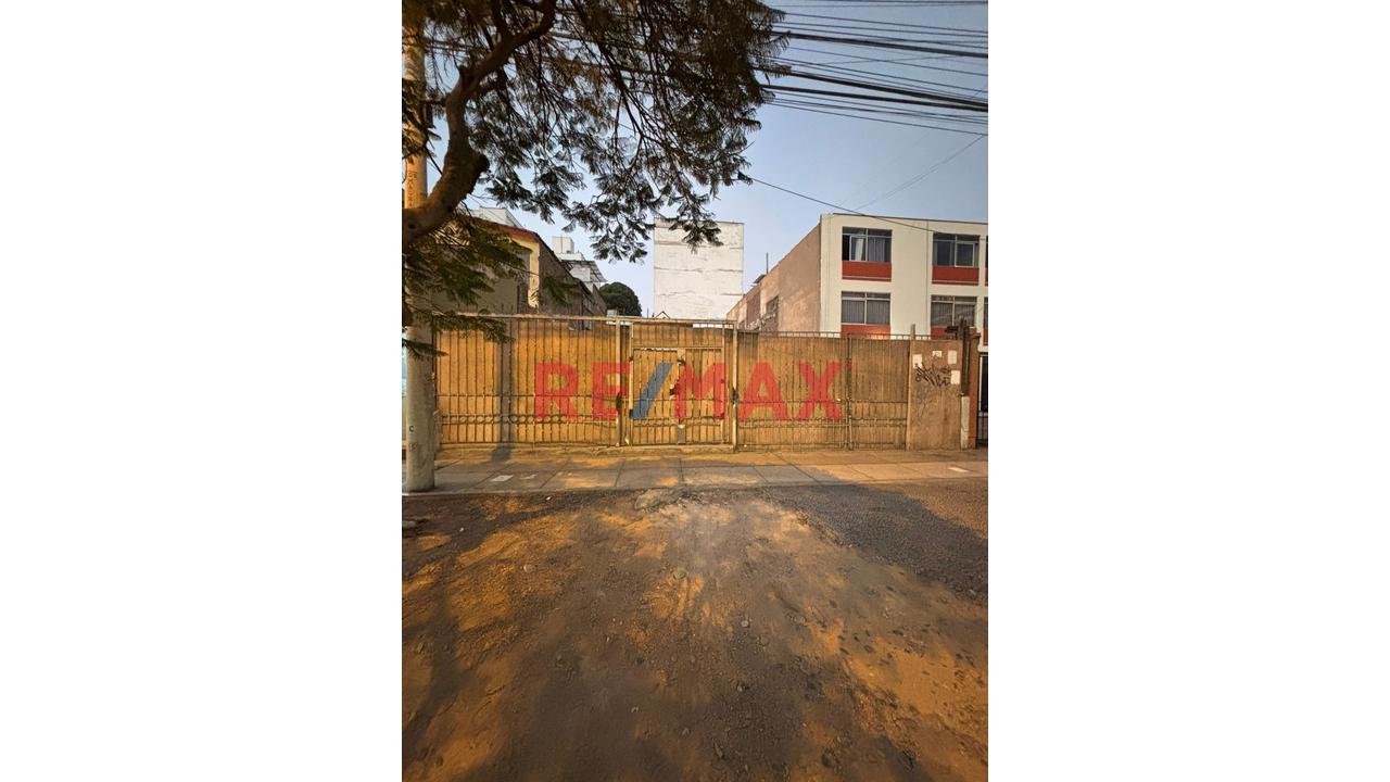 Terreno En Venta – Surco Av. Alfredo Benavides