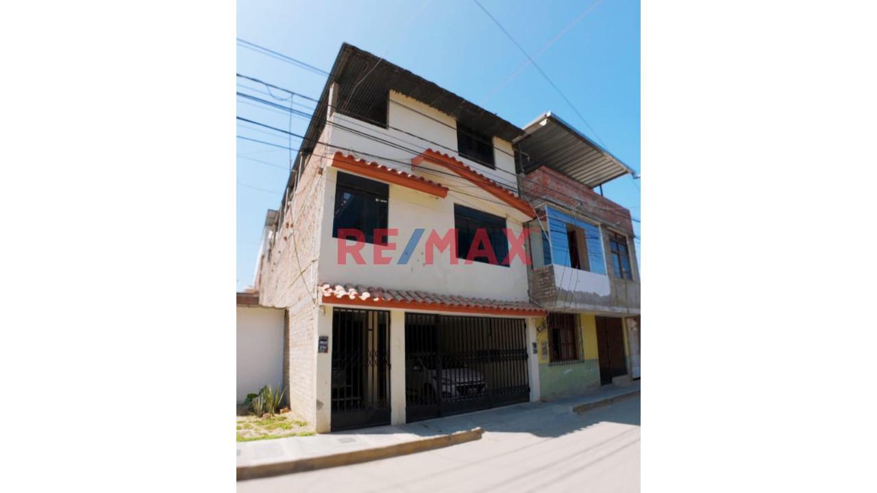 Se Vende Casa En Zona Exclusiva-Urbana - 1
