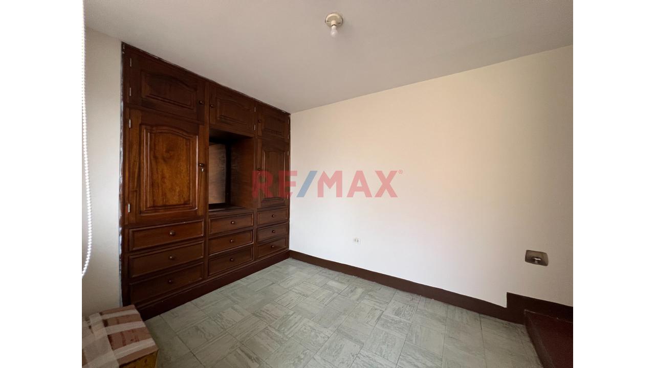 Vendo Casa De 5 Pisos En El Agustino - Inversion Asegurada 🏡💼 - 6