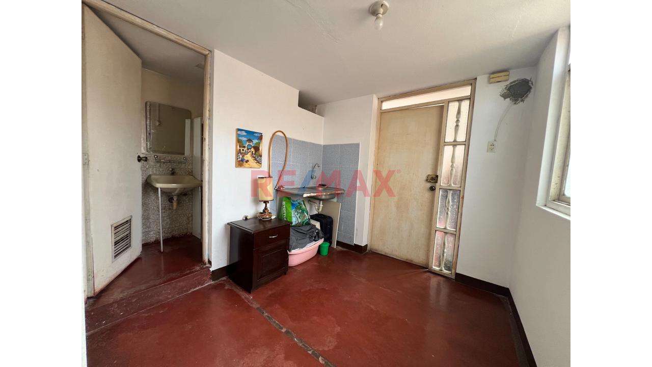 Vendo Casa De 5 Pisos En El Agustino - Inversion Asegurada 🏡💼 - 11