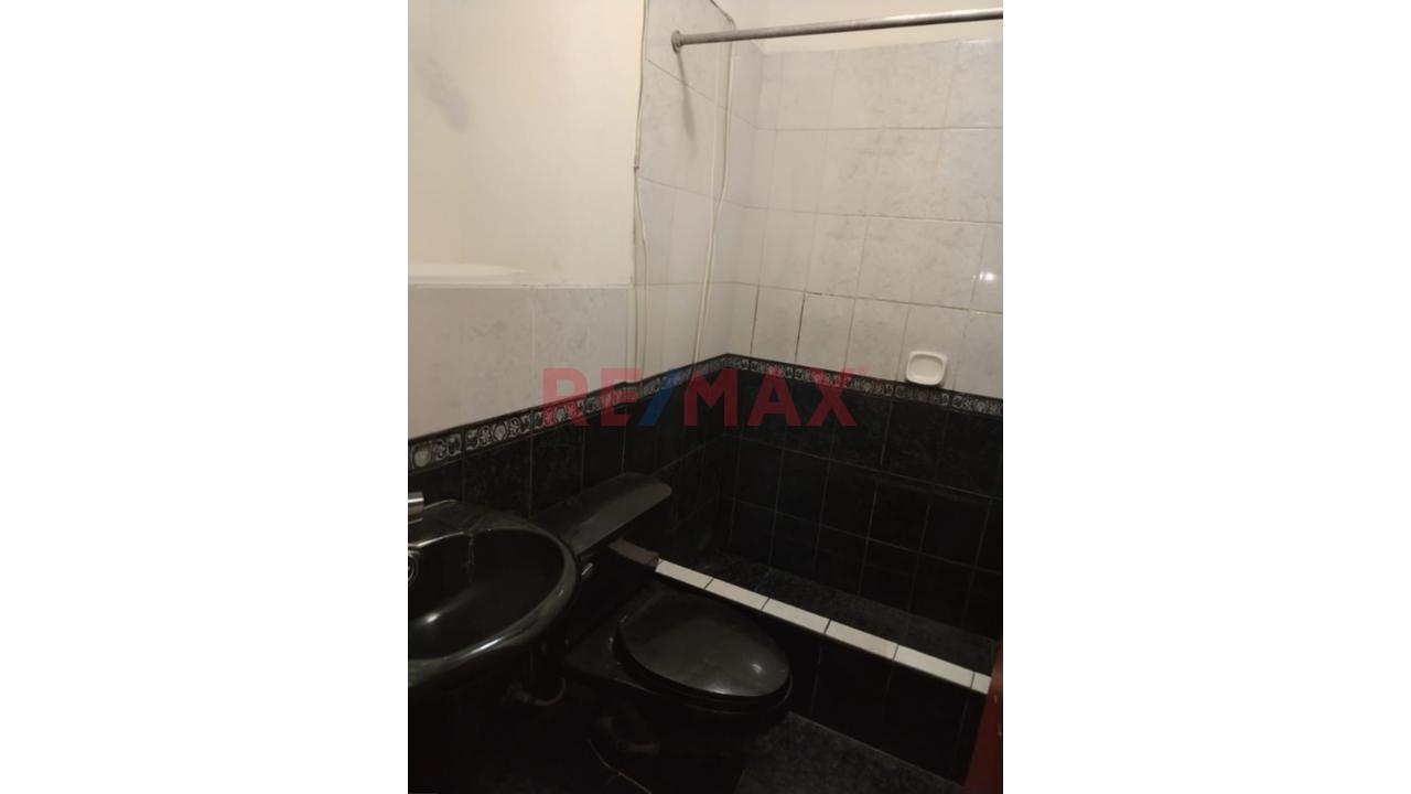 🚨 Oportunidad Única En El Agustino – Casa Con Proyección A 4 Pisos 🚨 - 13