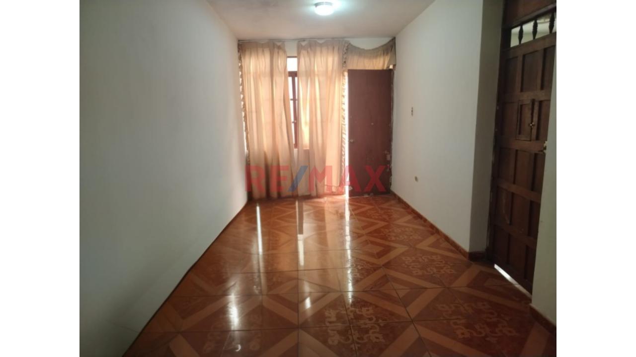 🚨 Oportunidad Única En El Agustino – Casa Con Proyección A 4 Pisos 🚨 - 2