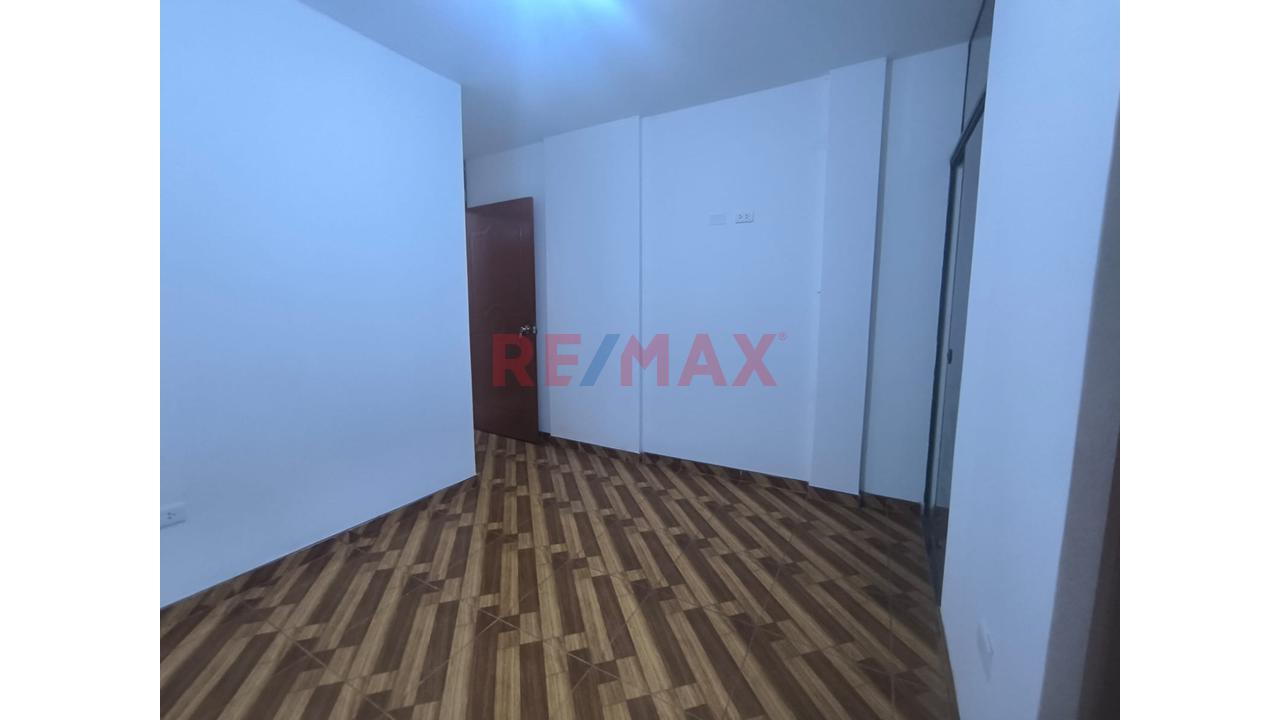 Vendo Departamento En Piso 1 - Calle Las Begonias - Smp — foto 5