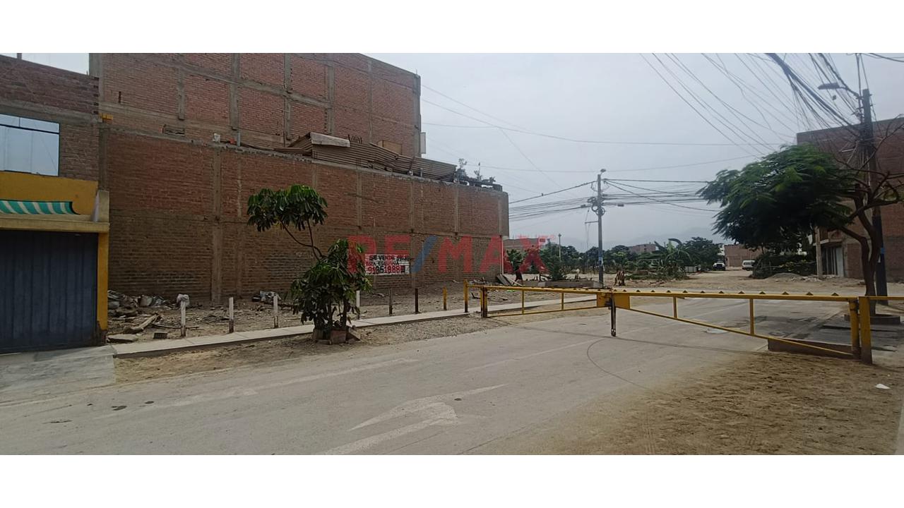 Terreno En Venta 140M2 En Esquina - Callao, Límite Con Smp - 7