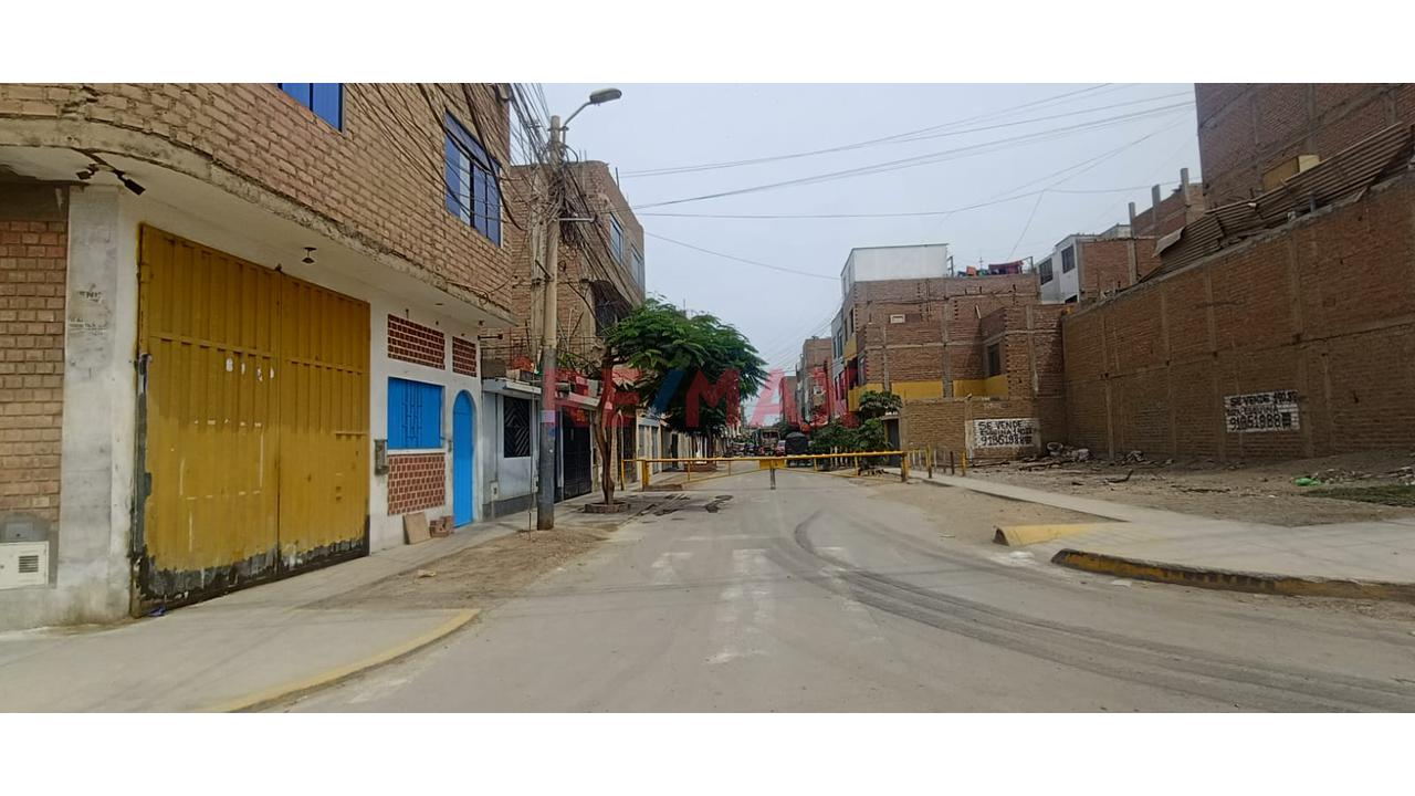 Terreno En Venta 140M2 En Esquina - Callao, Límite Con Smp - 3