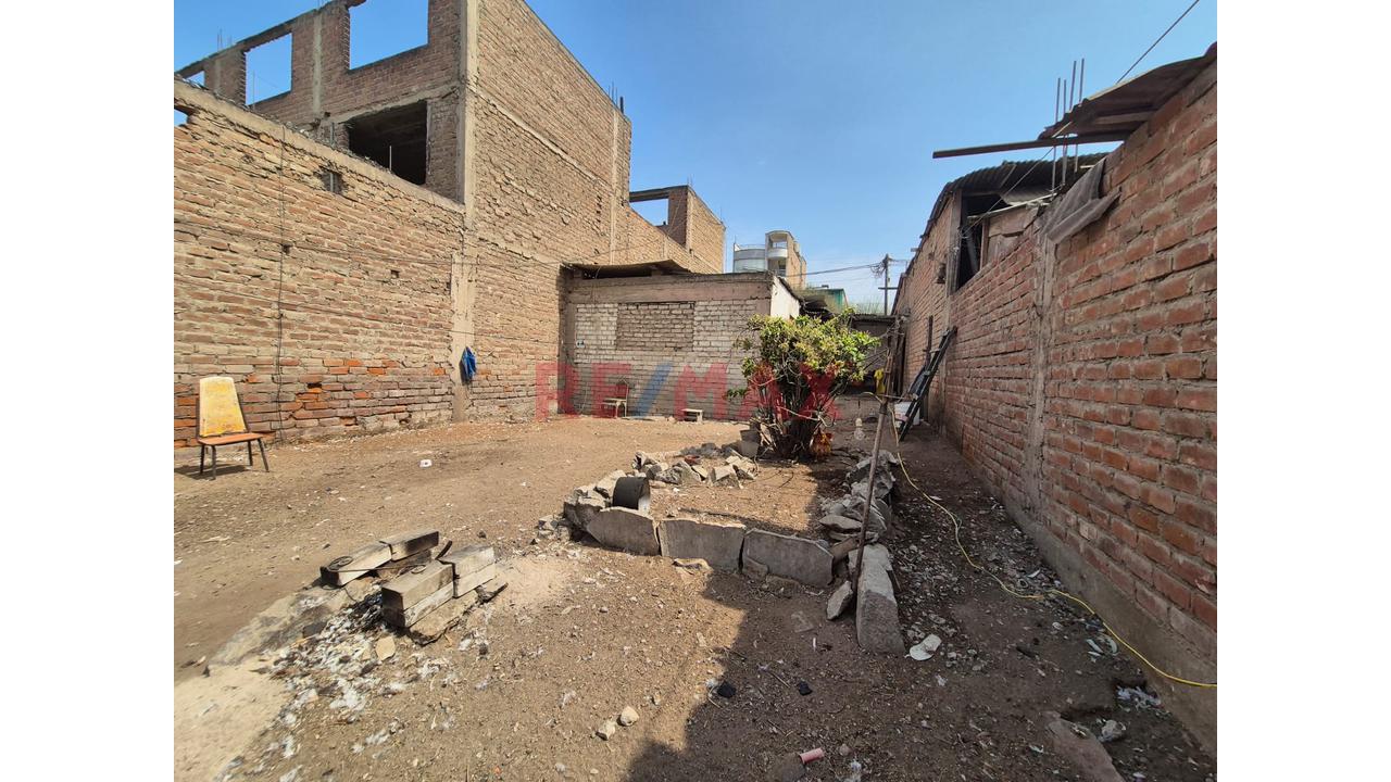 En Venta Amplio Terreno – La Tablada De Lurin, Villa Maria Del Triunfo. — foto 4