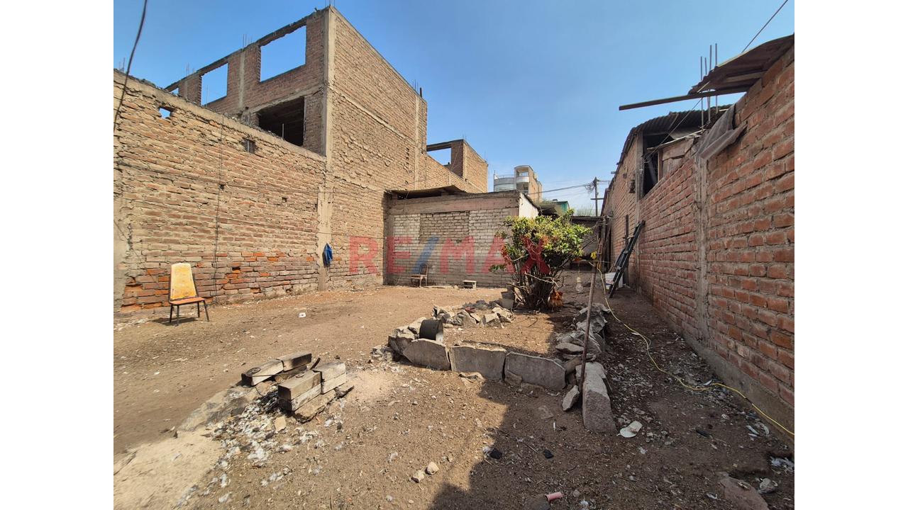 En Venta Amplio Terreno – La Tablada De Lurin, Villa Maria Del Triunfo. — foto 9