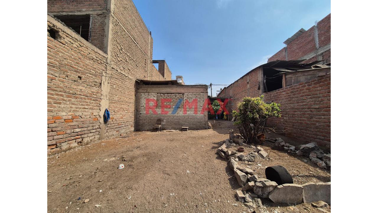 En Venta Amplio Terreno – La Tablada De Lurin, Villa Maria Del Triunfo.