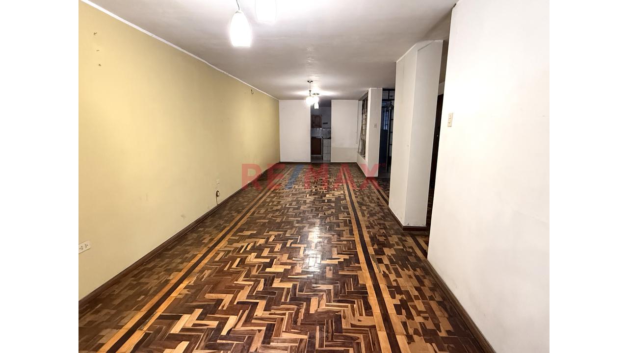 Venta De Departamento En Urb El Sol A Una Cuadra Av Gonzales Prada - 2