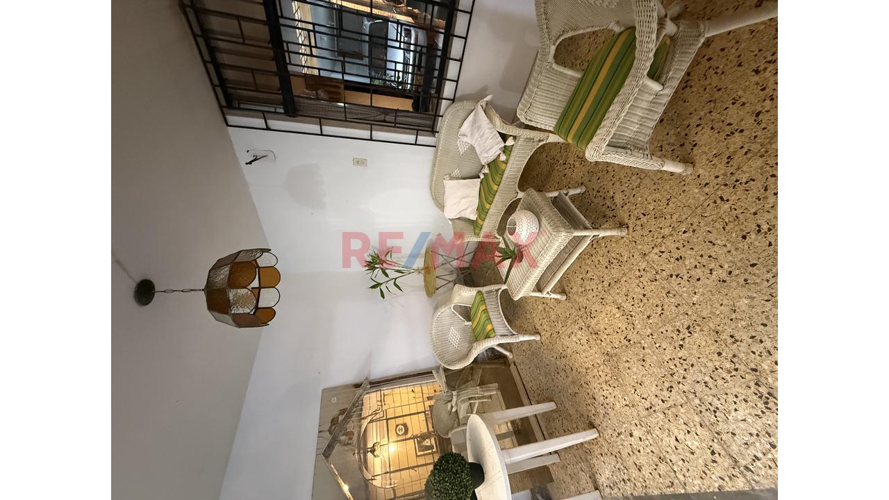 Venta Departamento En Urb El Sol - 8