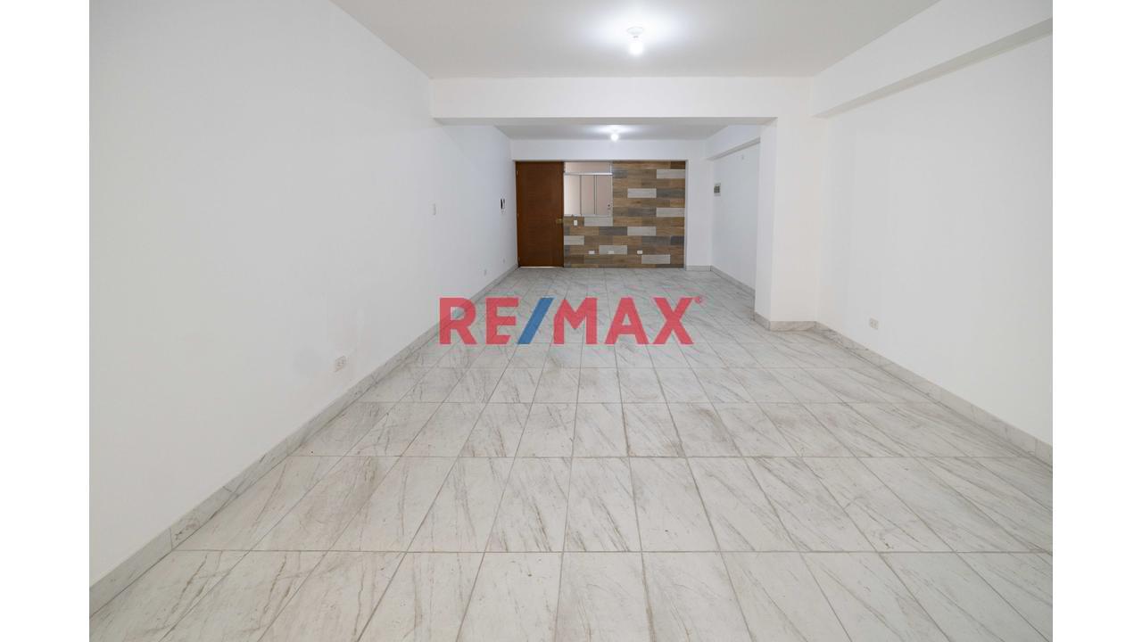 Oficina de 1 dormitorio en Los Olivos, 60 m²