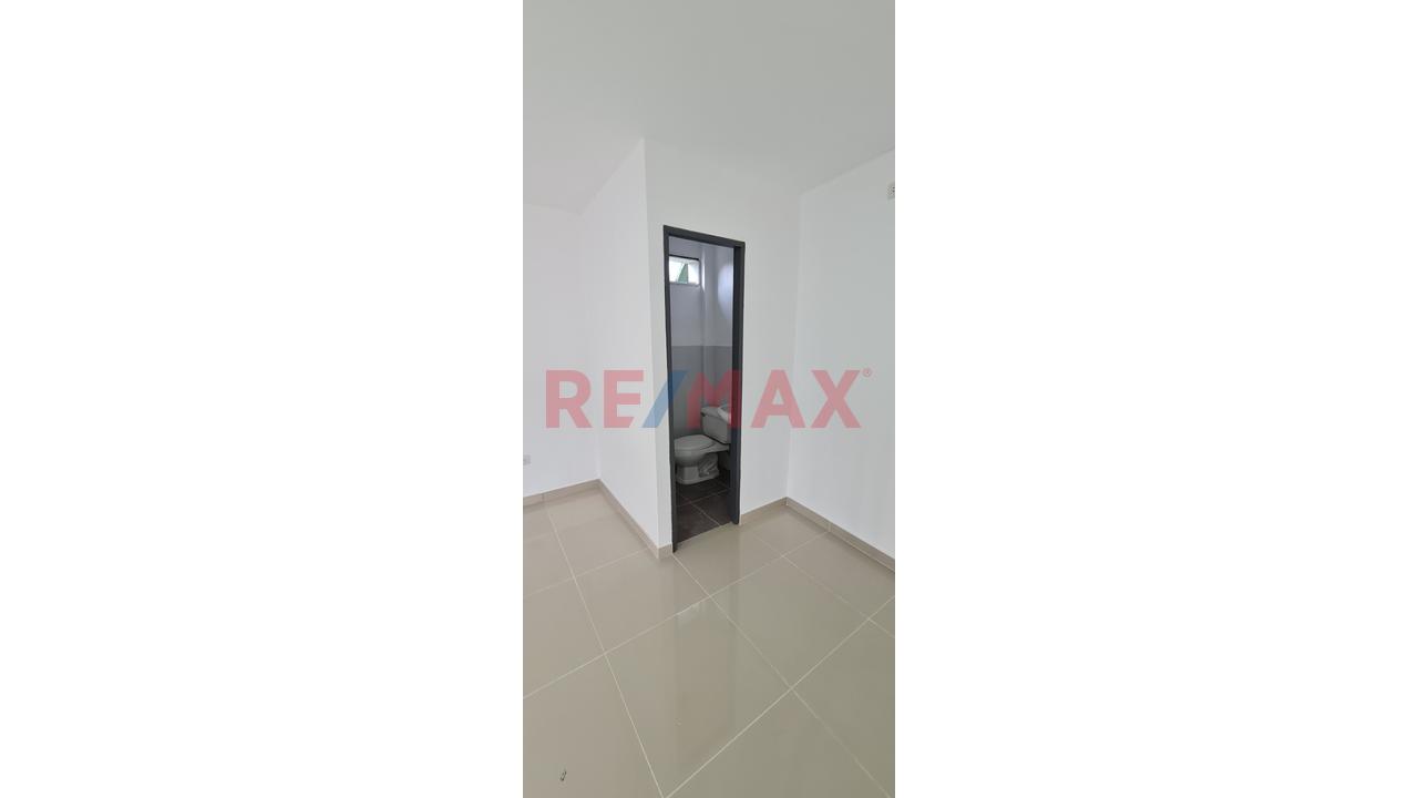 Venta Terreno 345.48 M² | Con 75 M² Construidos | Santa Rosa - Lima — foto 2