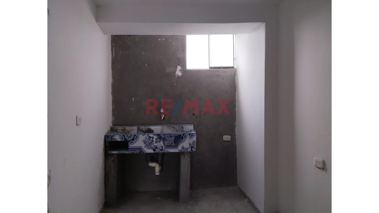📢 ¡Atención Inversionistas! Casa De 3 Pisos En Huanchaquito Alto 📢 - 3