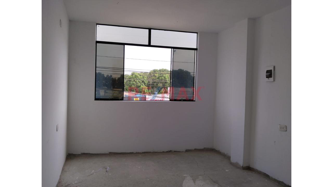 📢 ¡Atención Inversionistas! Casa De 3 Pisos En Huanchaquito Alto 📢 - 2