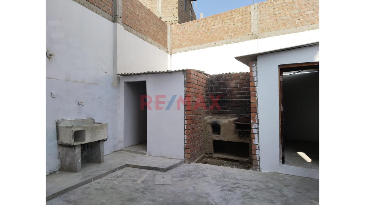 📢 ¡Atención Inversionistas! Casa De 3 Pisos En Huanchaquito Alto 📢 - 9