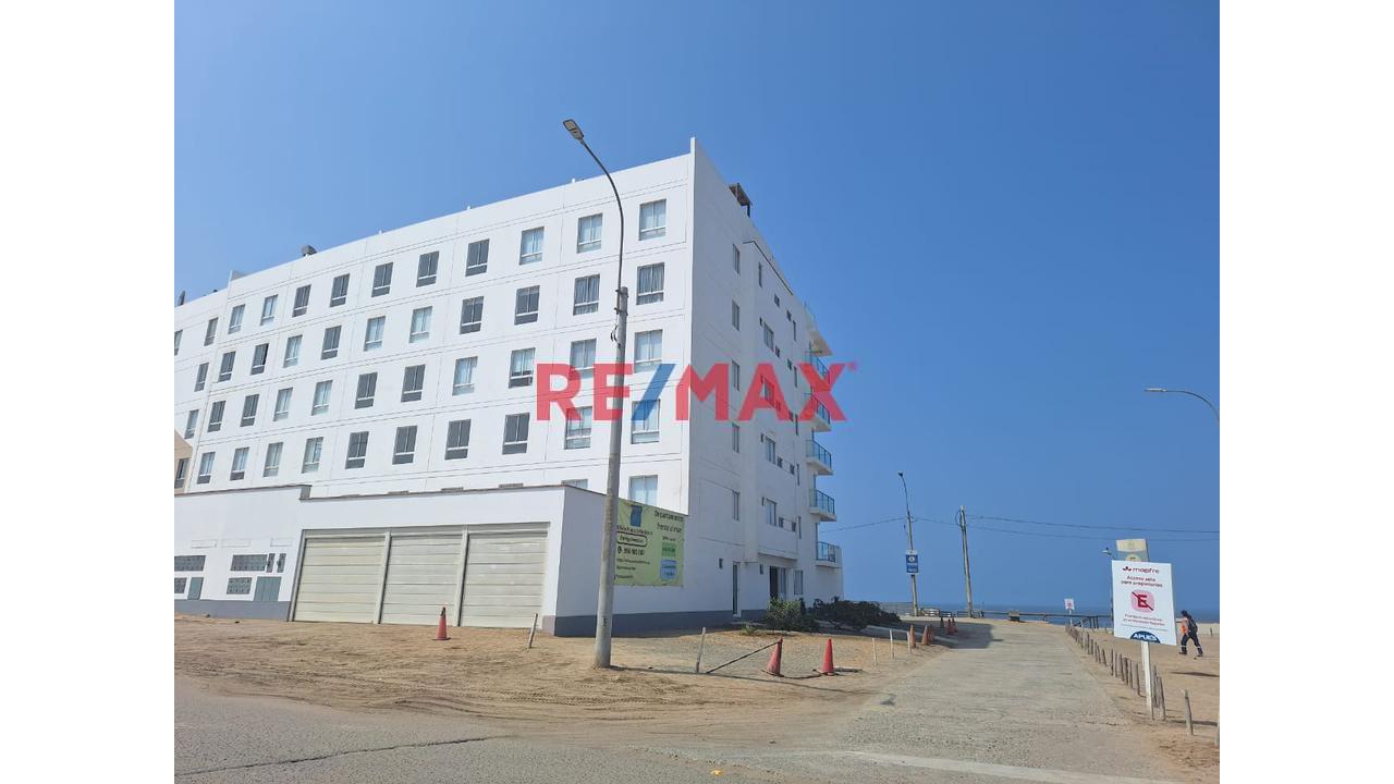 🔥 ¡Se Alquila Ya! Depa Frente Al Mar En Señoritas 2 – Full Amoblado + Vista Directa 🌊